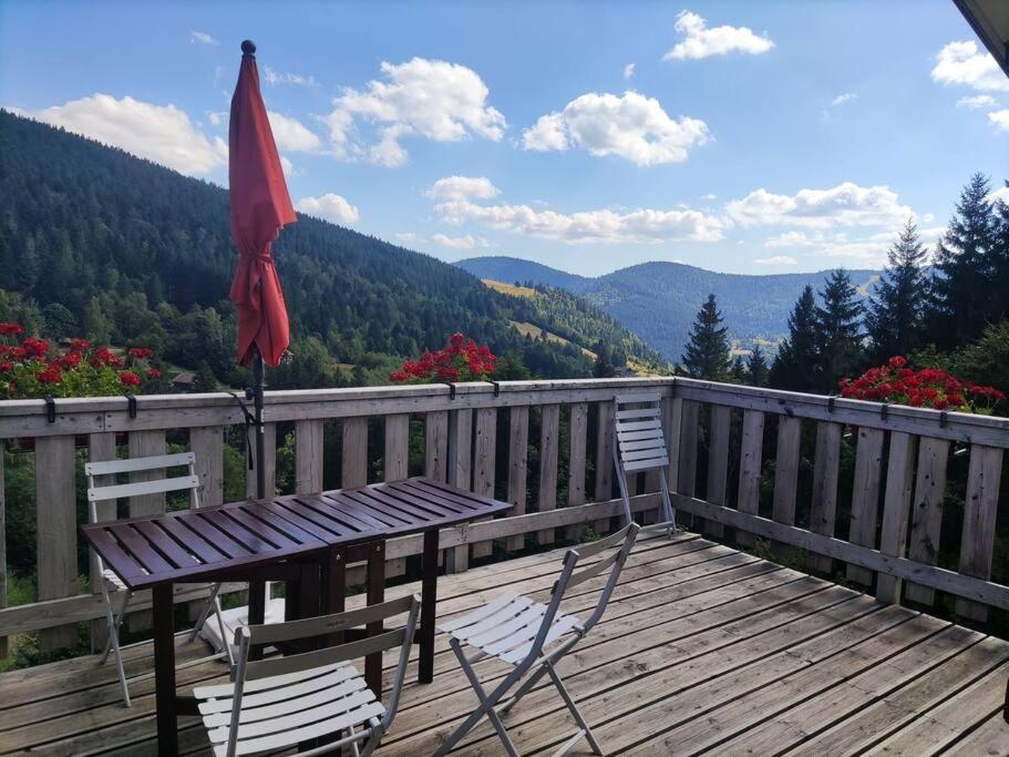 Maison De Montagne Vue Magnifique 旺特龙 外观 照片